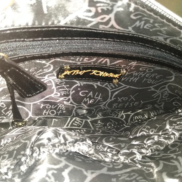 Betsey Johnson Crossbody Bag Fuscha Leopard Print NWOT Lots Of Storage Hot Pink - Picture 6 of 11